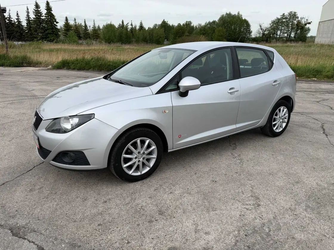 Seat Ibiza — auto z placu Komisu Prusice