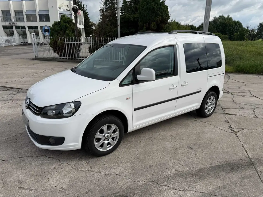 Volkswagen Caddy — auto z placu Komisu Prusice